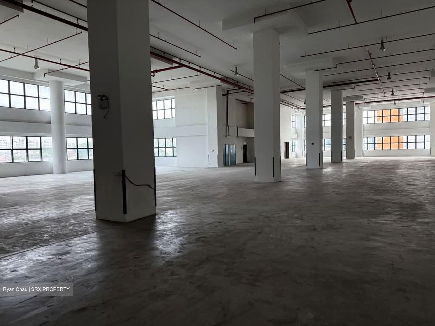 Thyssen Haniel Logistics Centre (D16), Warehouse #582815621